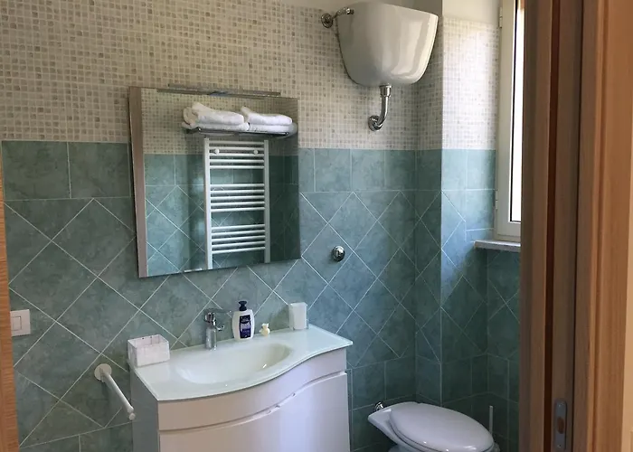 ベッド・アンド・ブレックファスト Augustea 4*